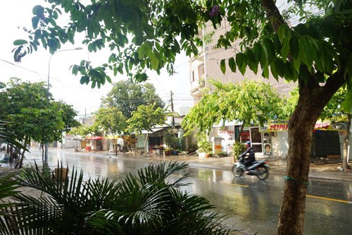 Mua da bat ngo trut xoi xa xuong Dong Nai, Binh Duong-Hinh-5